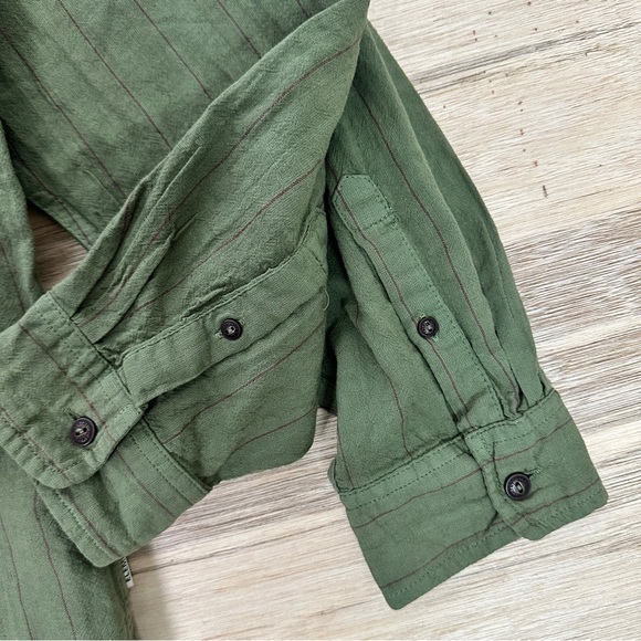 Element Men's Green Button Down Collared Shirt - Picture 3 of 5